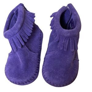 Minnetonka Infant Suede Fringe Moccasins Booties Shoes Girl Purple 3 bv